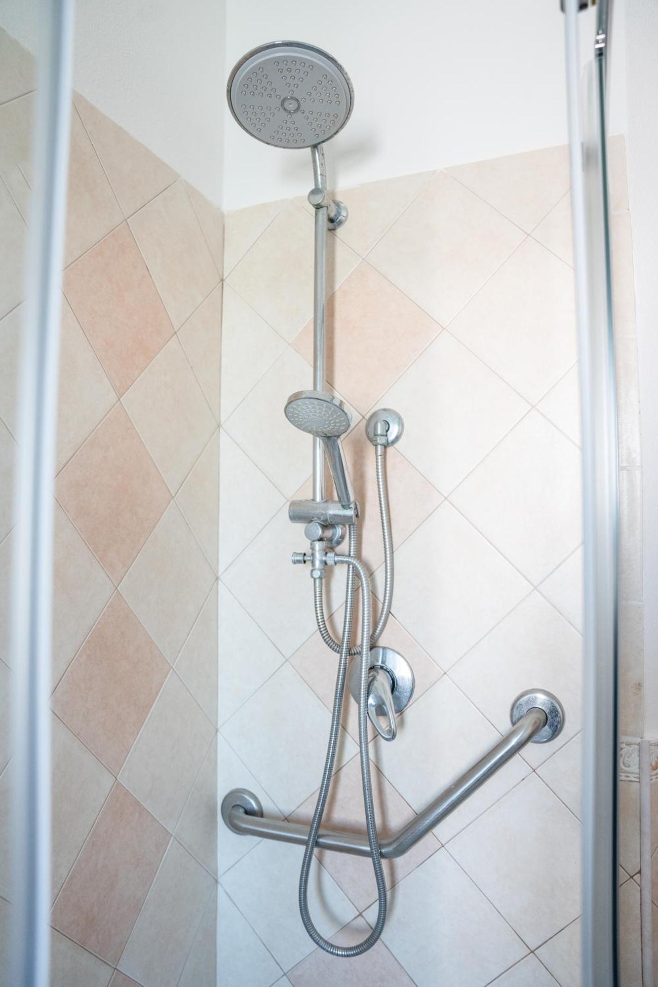 דירות Nurachi Casa Graziosa מראה חיצוני תמונה
